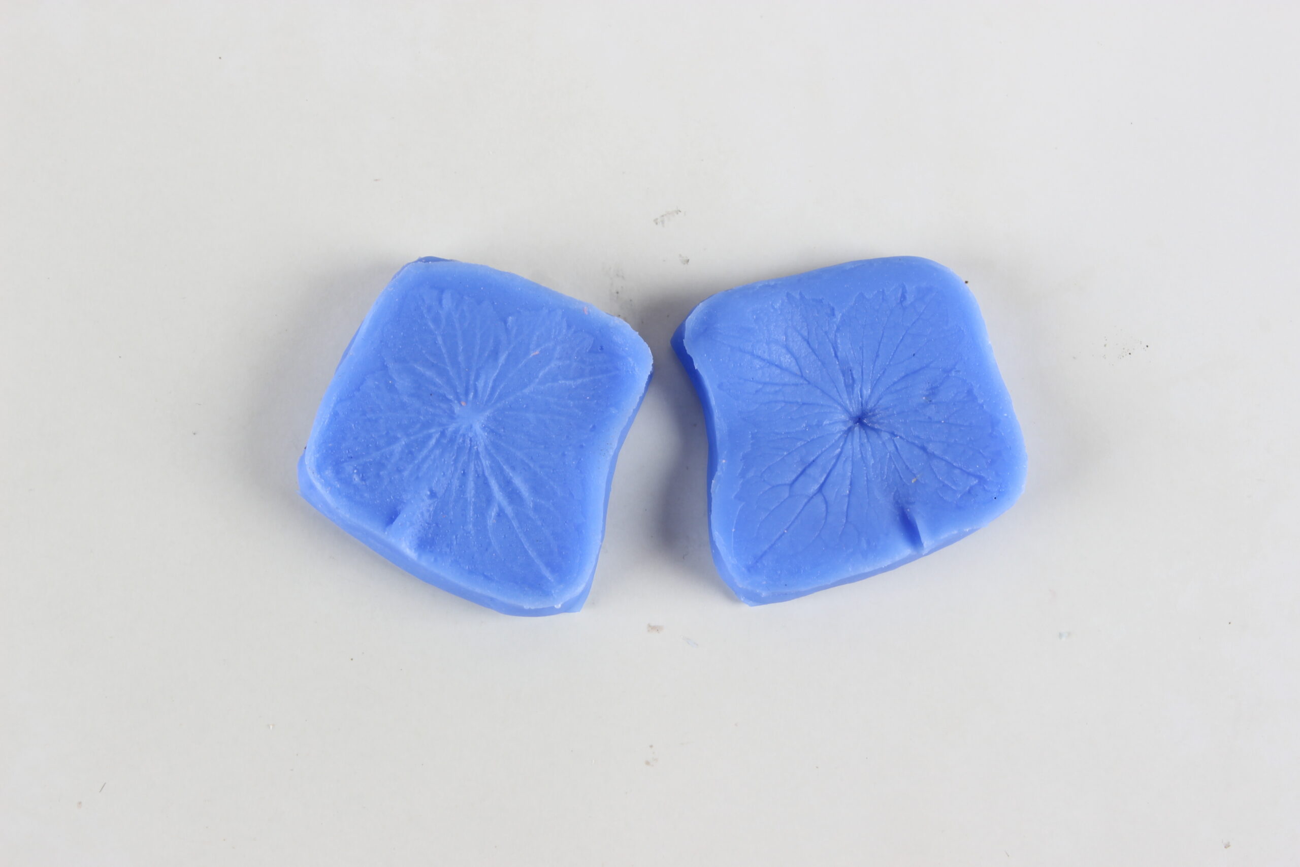 2100221-1-scaled بودکور وينر سيليکوني گلبرگ ادريسي 2100221 - تصویر 1