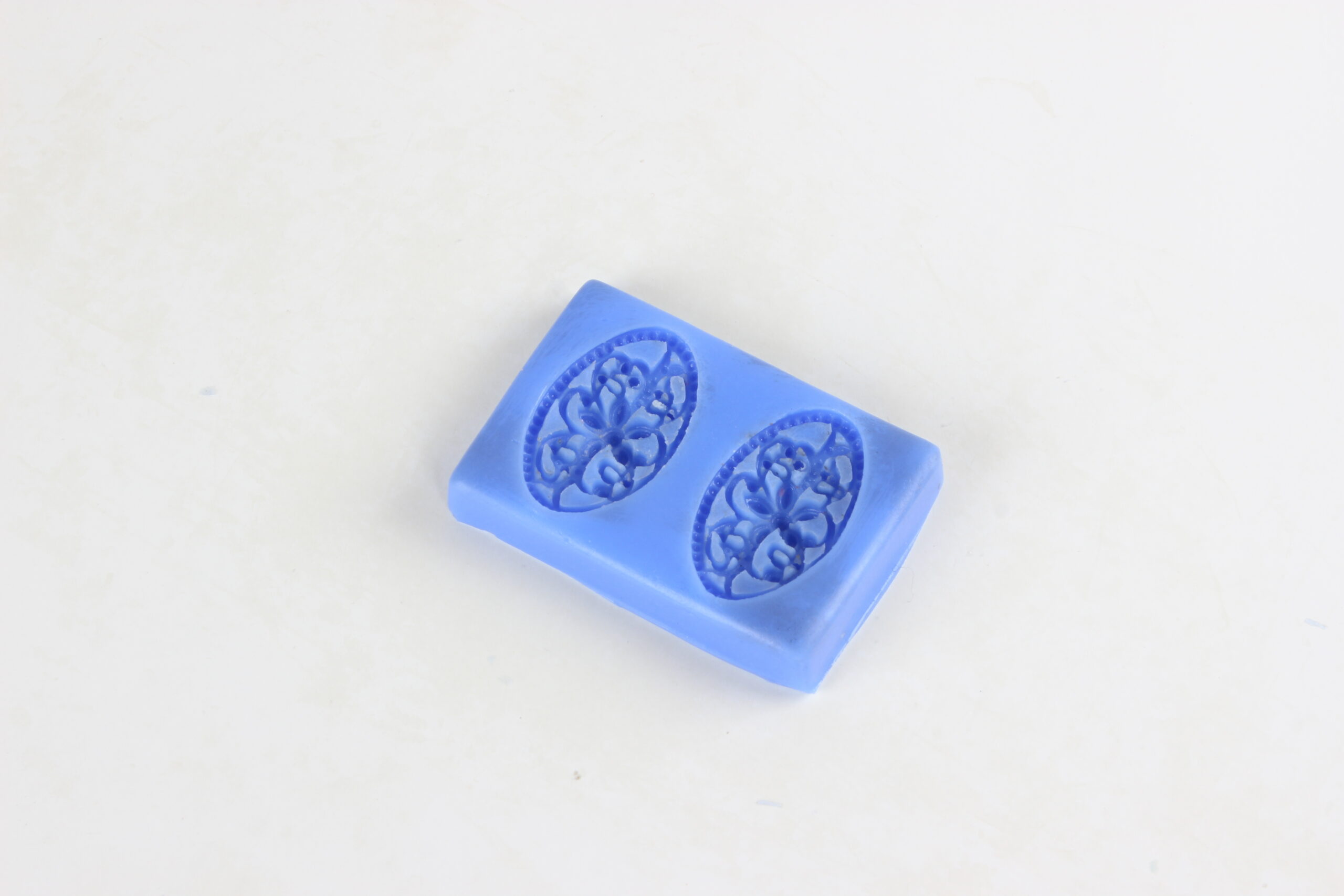 2200-159-scaled بودکور مالد سيليکوني نگين کلاسيک جفت 2200159 - تصویر 1