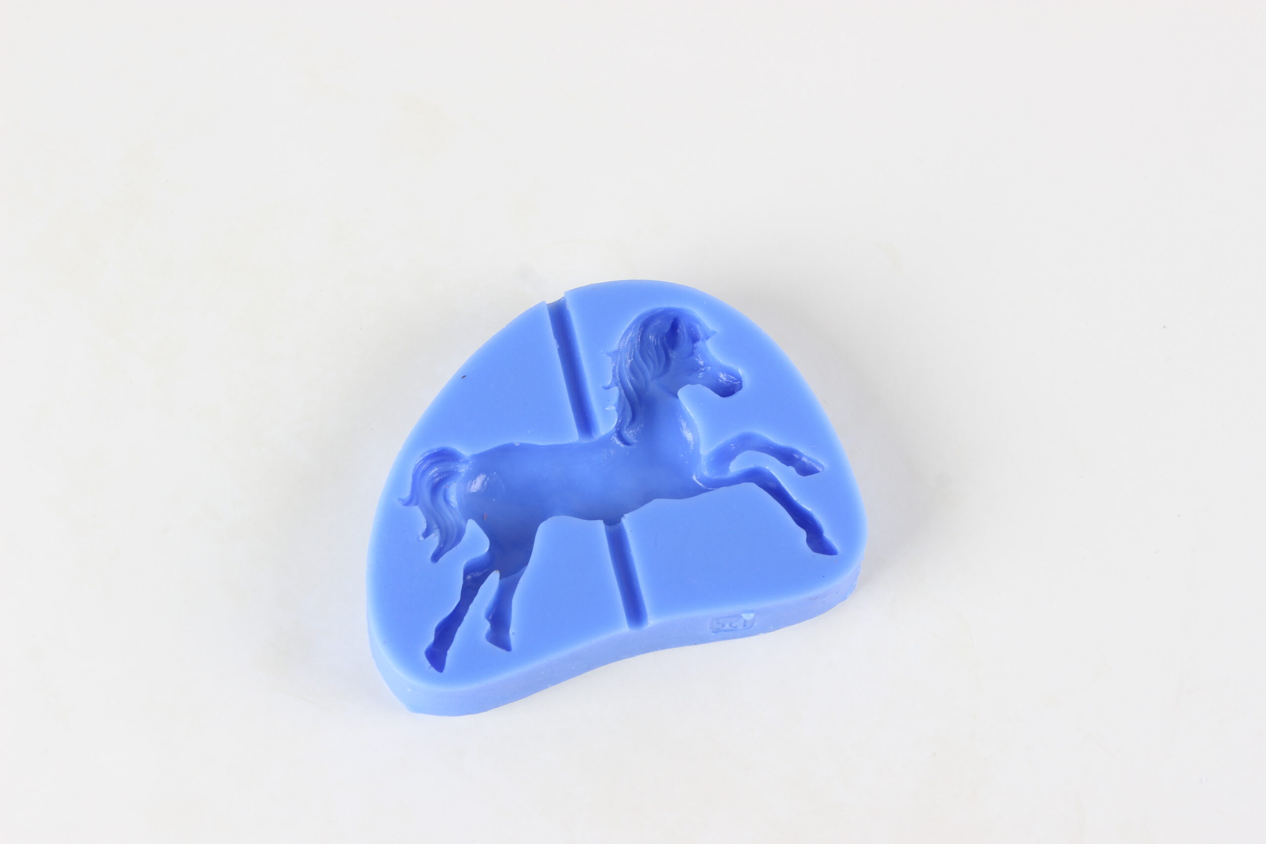 2200-260-scaled بودکور مالد سيليکوني اسب کاروسل 2200260 - تصویر 1