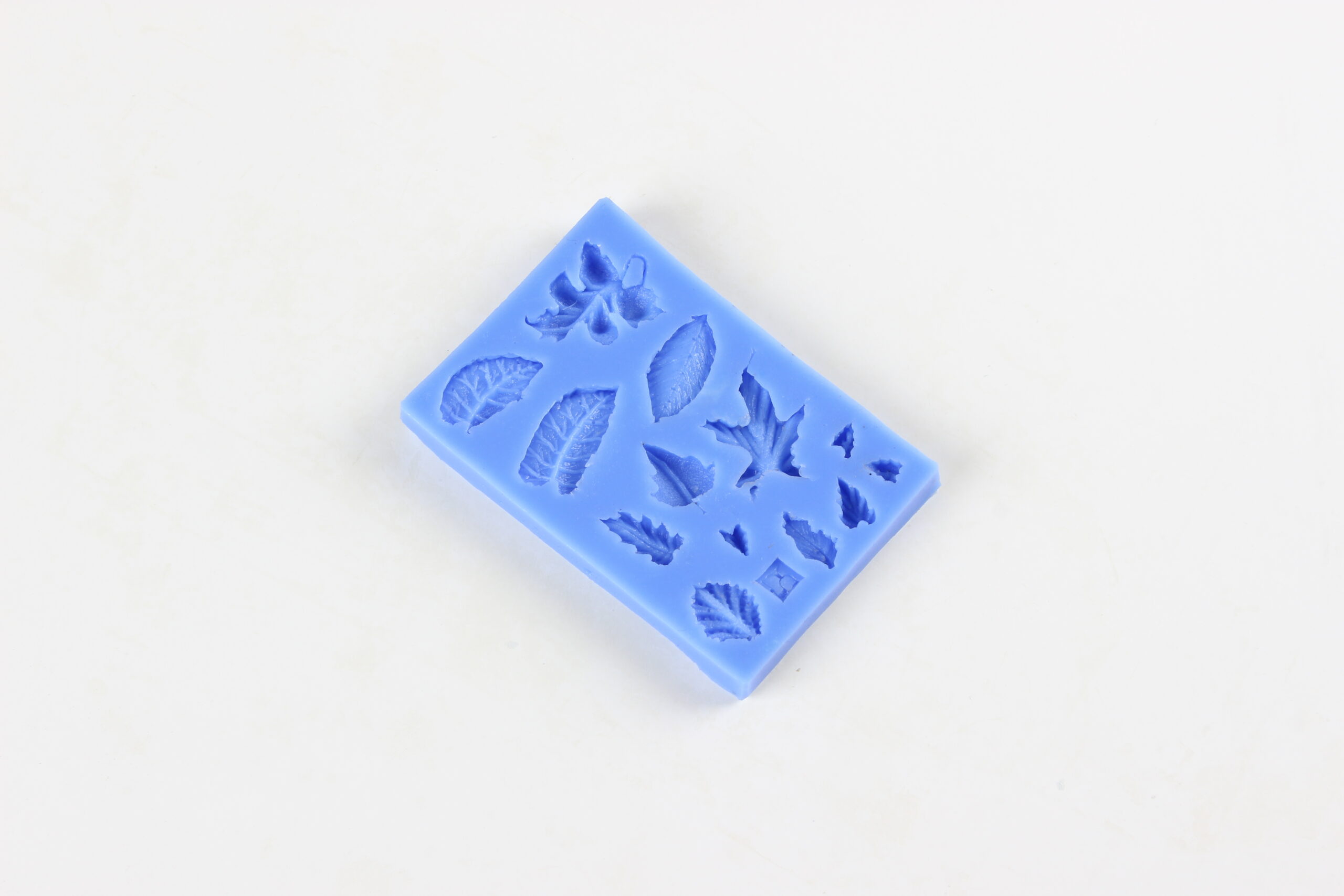 2200-272-scaled بودکور مالد سيليکوني انواع برگهاي ريز 2200272 - تصویر 1