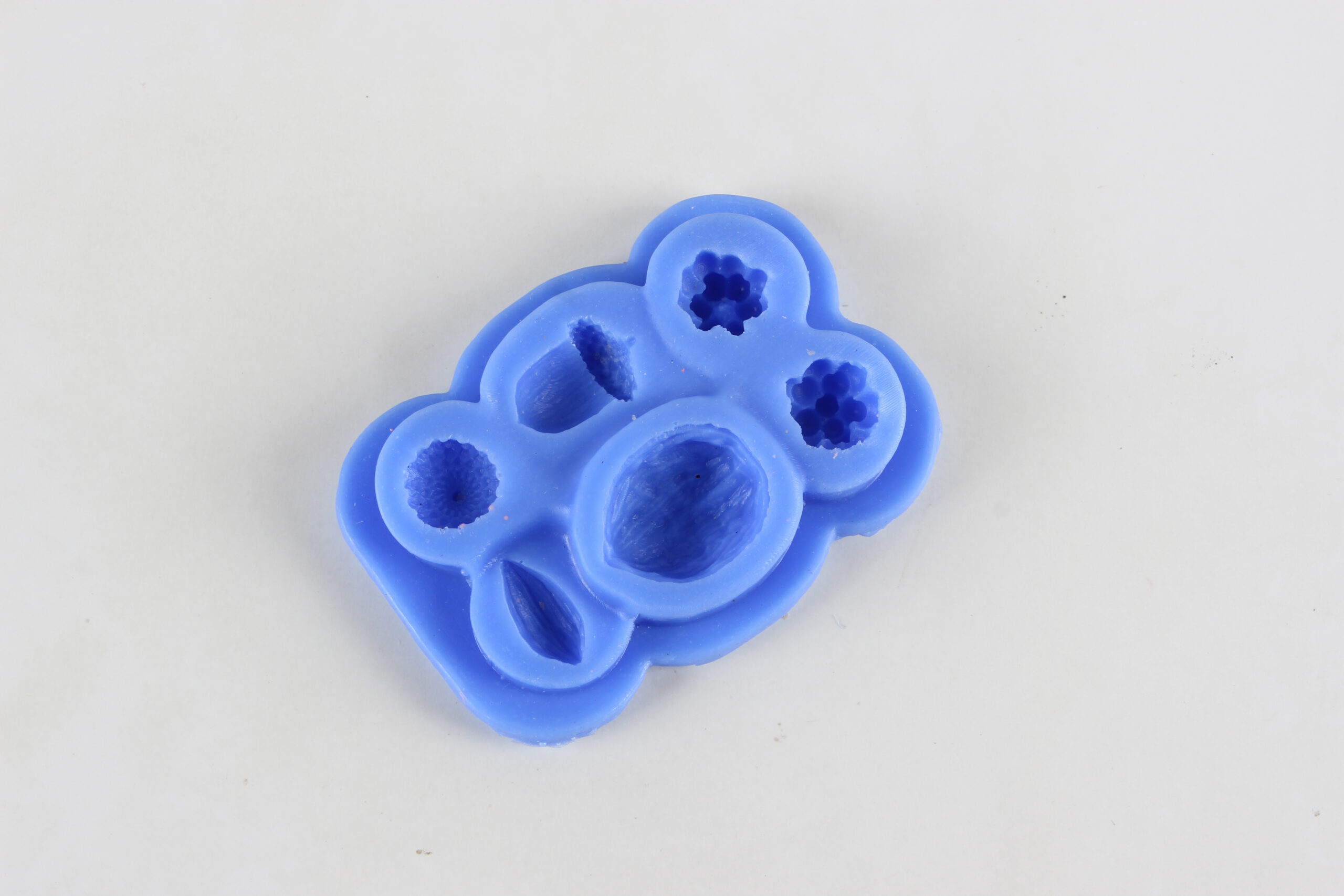 2200-278-scaled بودکور مالد سيليکوني پوست فندق و گردو 2200278 - تصویر 1