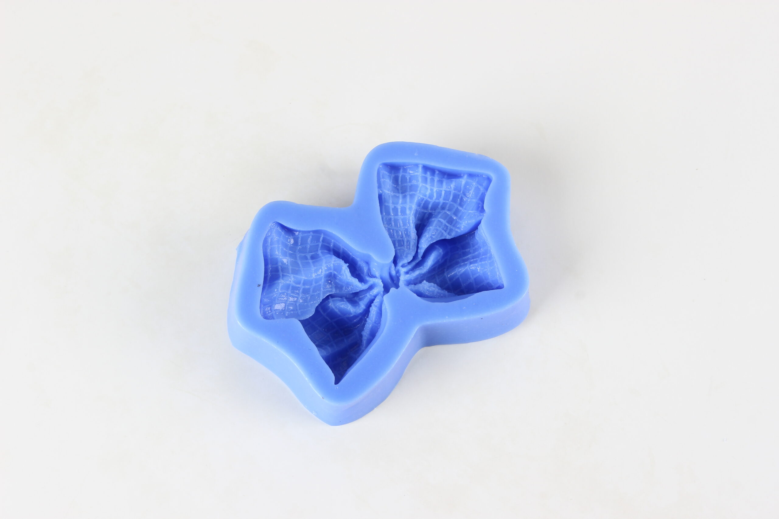 2200-316-scaled بودکور مالد سيليکوني پاپيون درشت 2200316 - تصویر 1