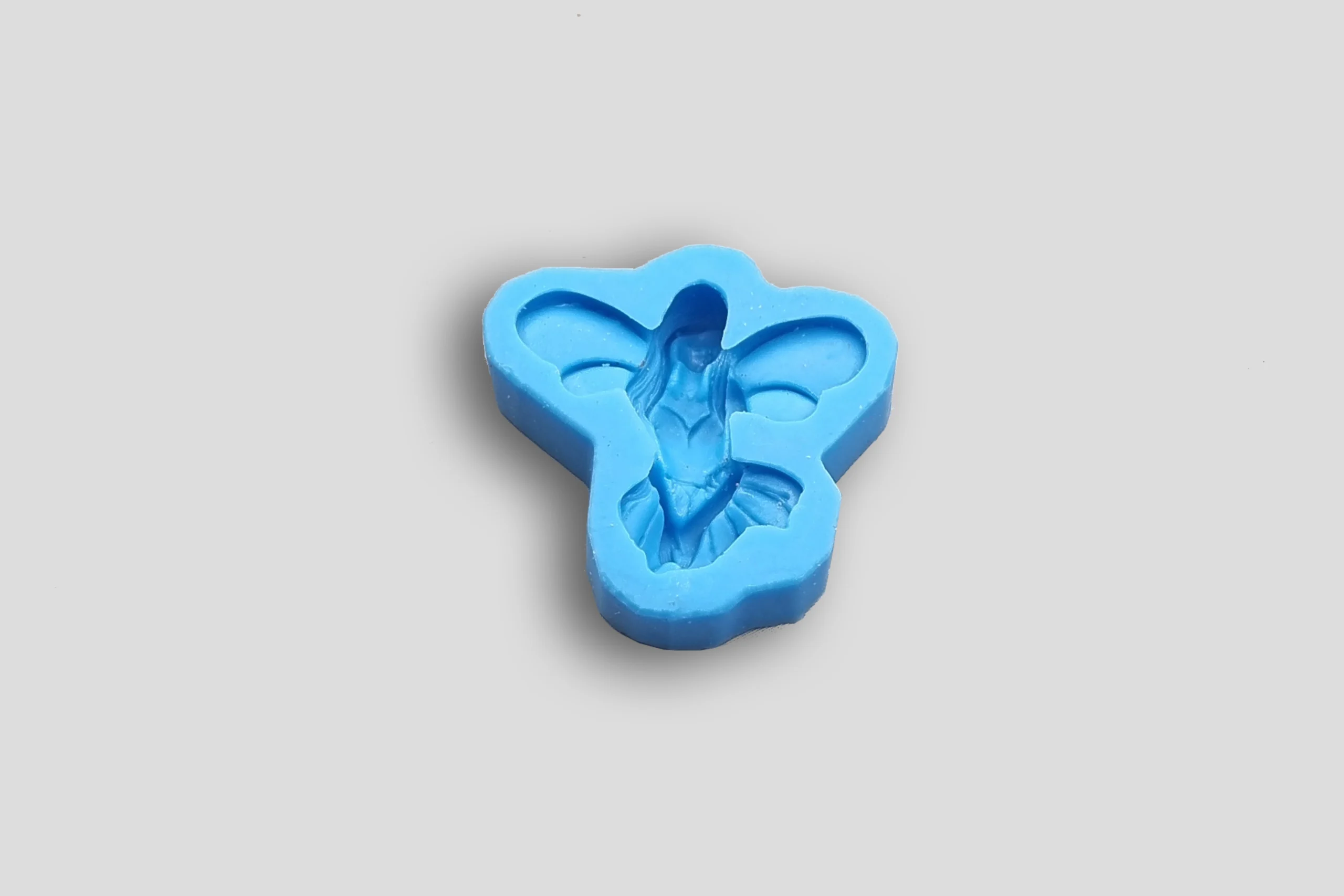 2200-620-scaled بودکور مالد سيليکوني دختر بالدار 2200620 - تصویر 1