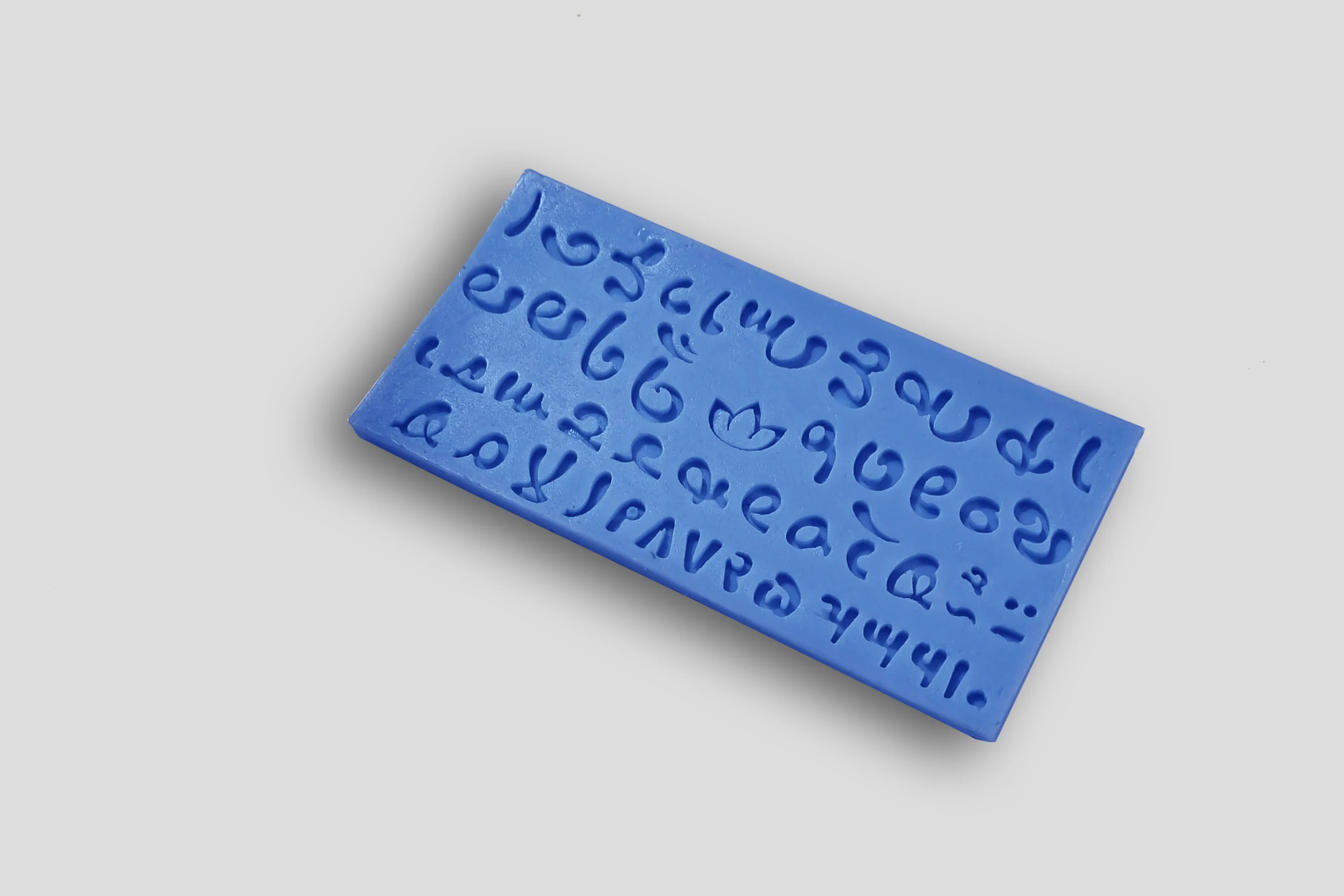 2200-576-scaled بودکور مالد سيليکوني آلفابت فارسي محدب 2200576 - تصویر 1