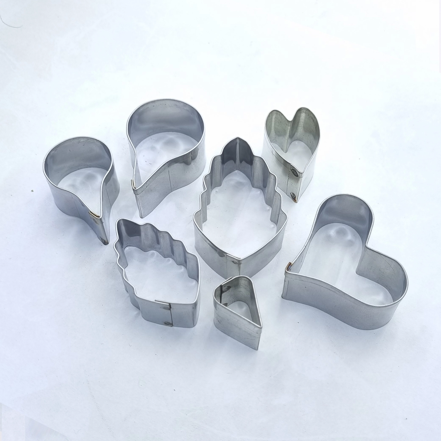 2300132-1 بودکور ست کاتر گلسازي بنفشه کامل 2300132 - تصویر 1