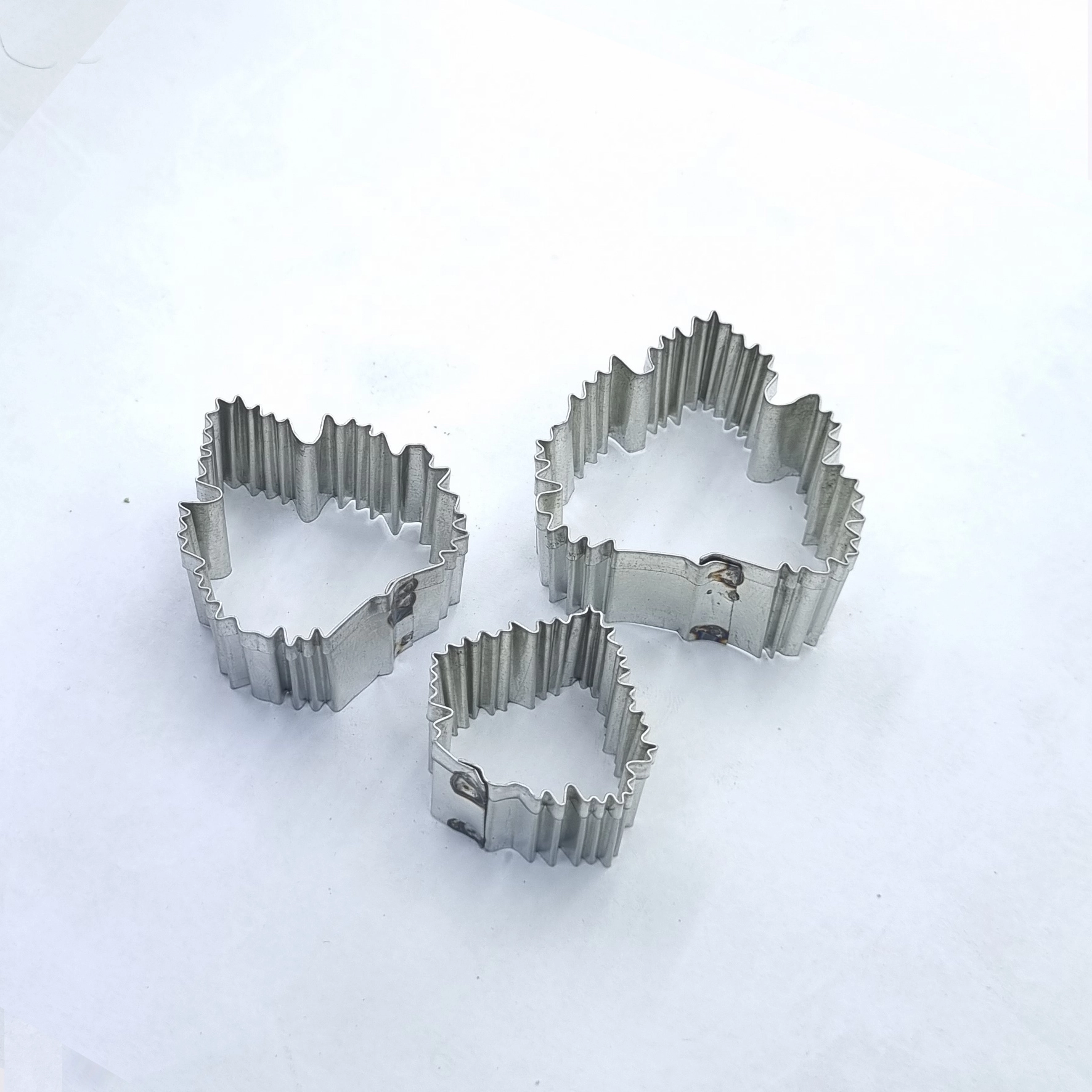 2300133-1 بودکور ست کاتر گلسازي برگ شمعدوني 2300133 - تصویر 1